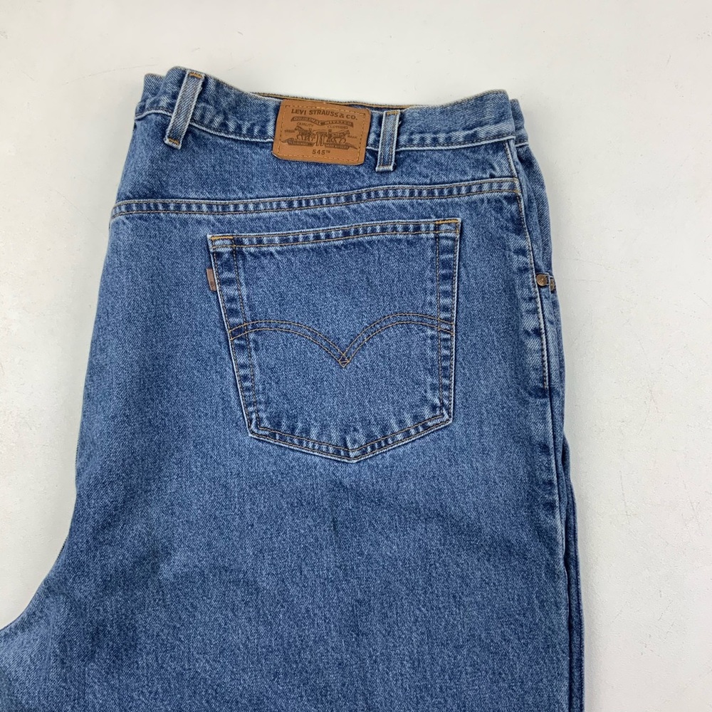 Vintage Levi’s 560 High Waist wedgie fit Jeans - Picture 2 of 8